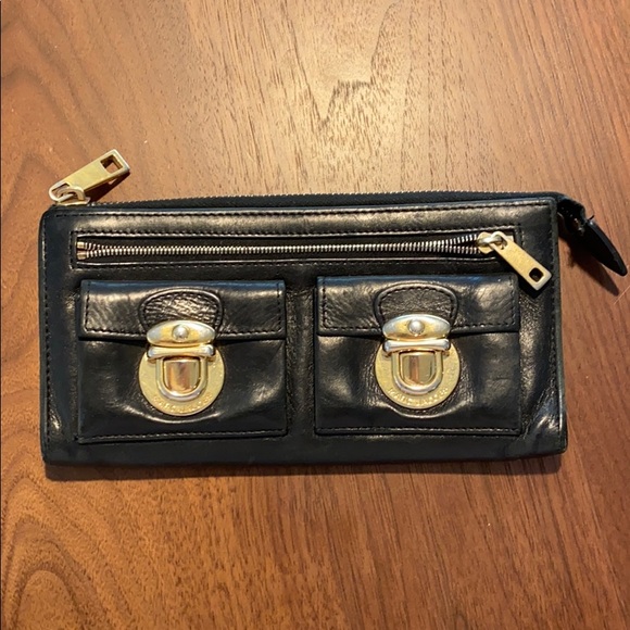 Marc Jacobs wallet - Picture 1 of 4